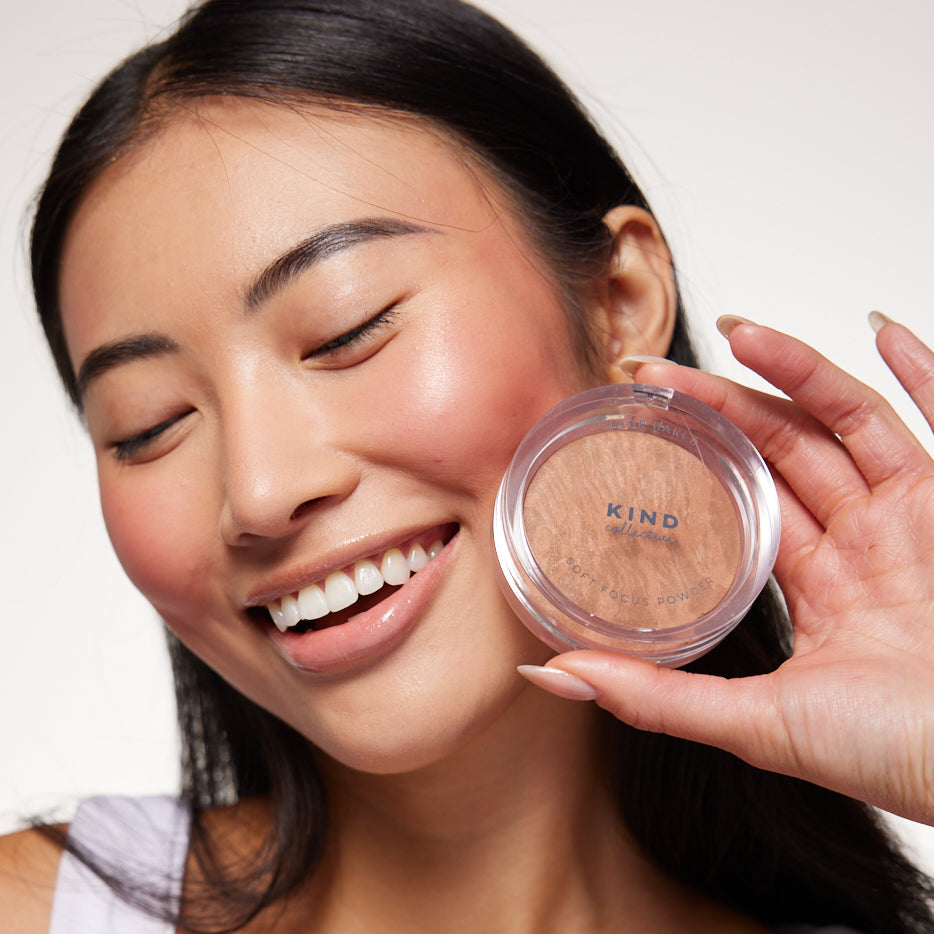 Cloud Baked Bronzing Powder